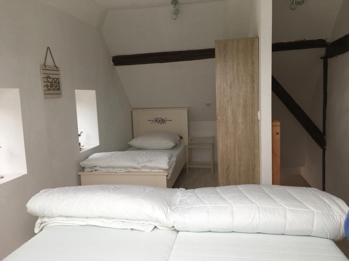 Marijanas Ferienhof 2, Urlaub Mit Viel Platz Zwischen Dornumersiel Und Bensersiel, Gehoert Zum Cafe Kunterbunt Holtgast Exterior foto